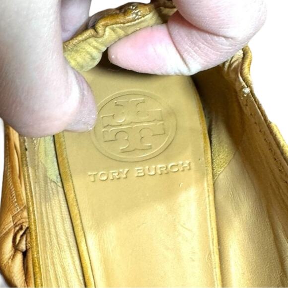 B10. TORY BURCH | Luxury - Reva - Tan Leather Ballet Flats Size 7M -Flawed - Picture 8 of 9